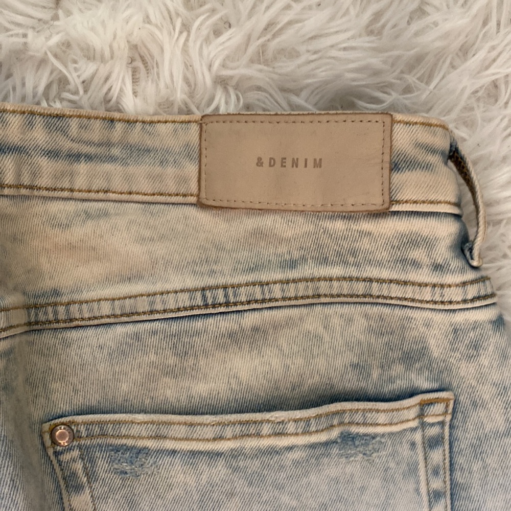 H&M Distressed Skinny Jeans - Picture 6 of 8
